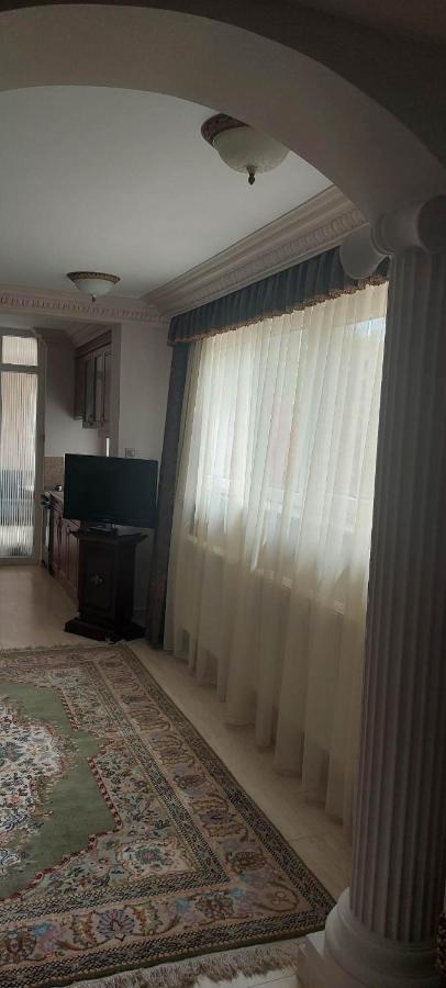 Апартаменты Gombos Apartman Хайдусобосло Экстерьер фото